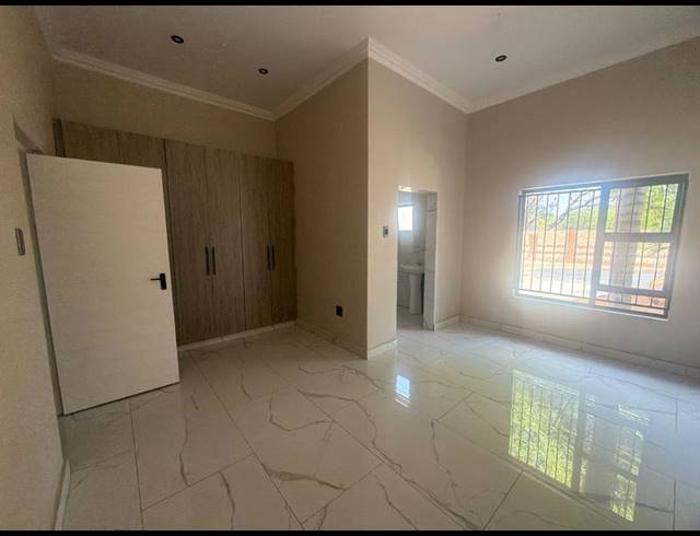 3 BEDROOM PROPERTY TO RENT IN DIE WILGERS